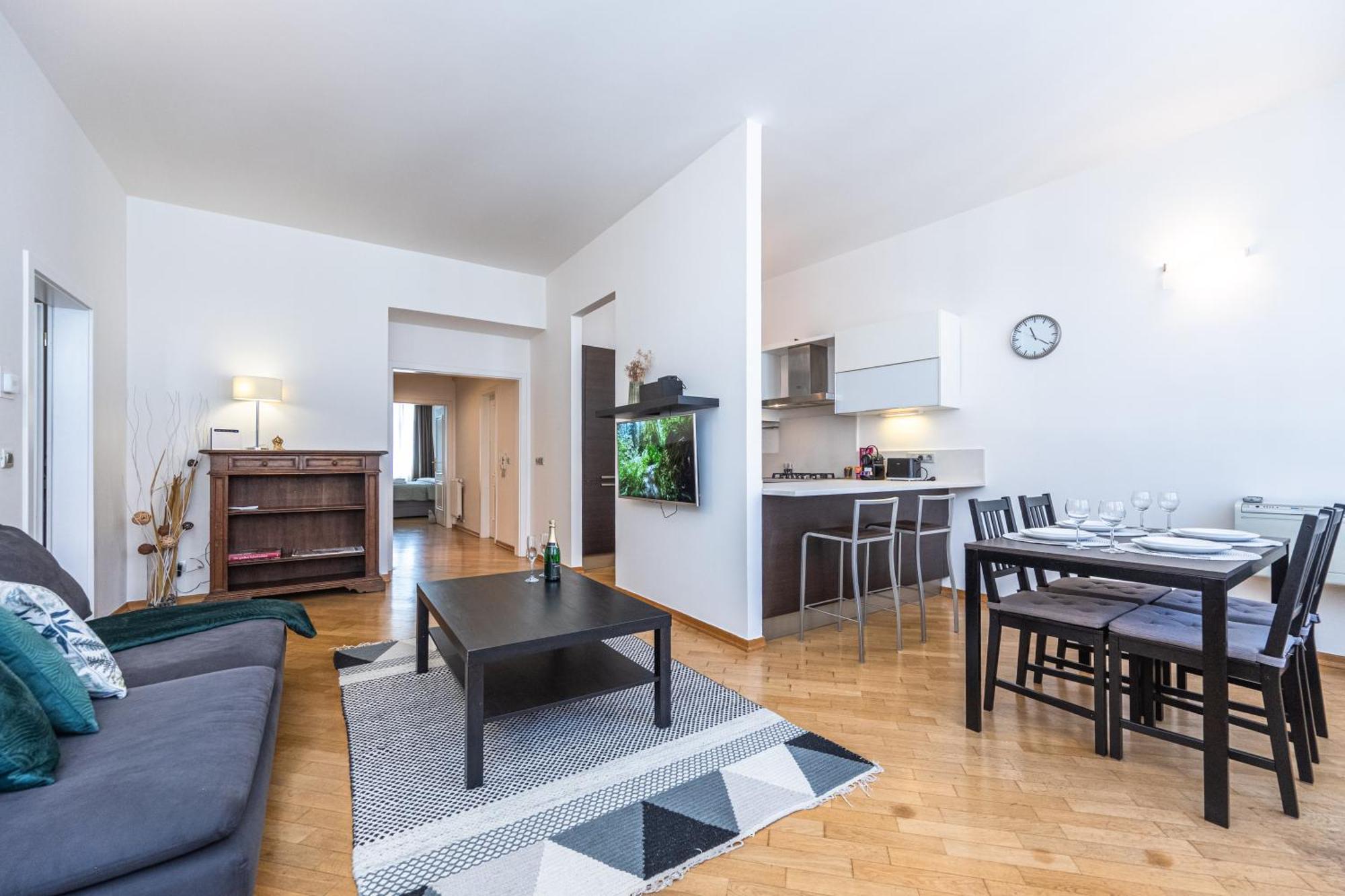Wishlist Old Residences - Hastalska * Prague
